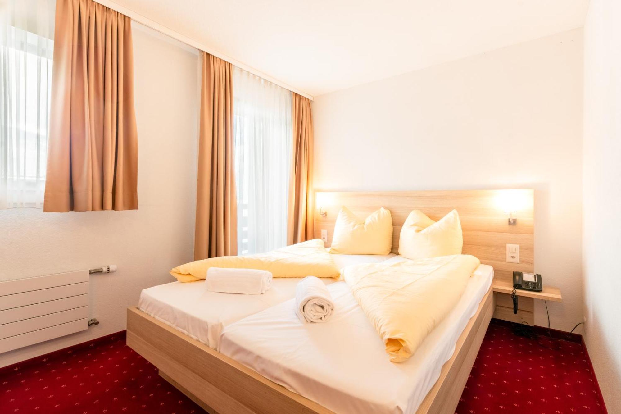 Kreuz Hotel 3*