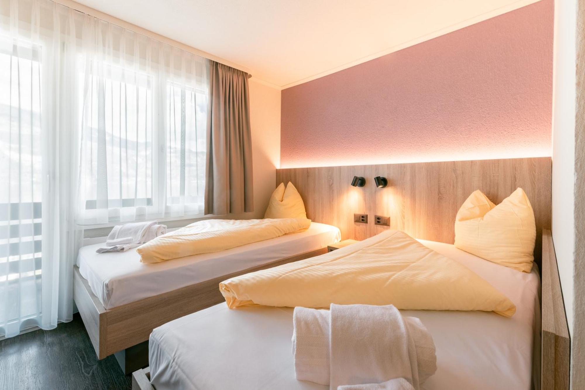 Hotel Kreuz 3*