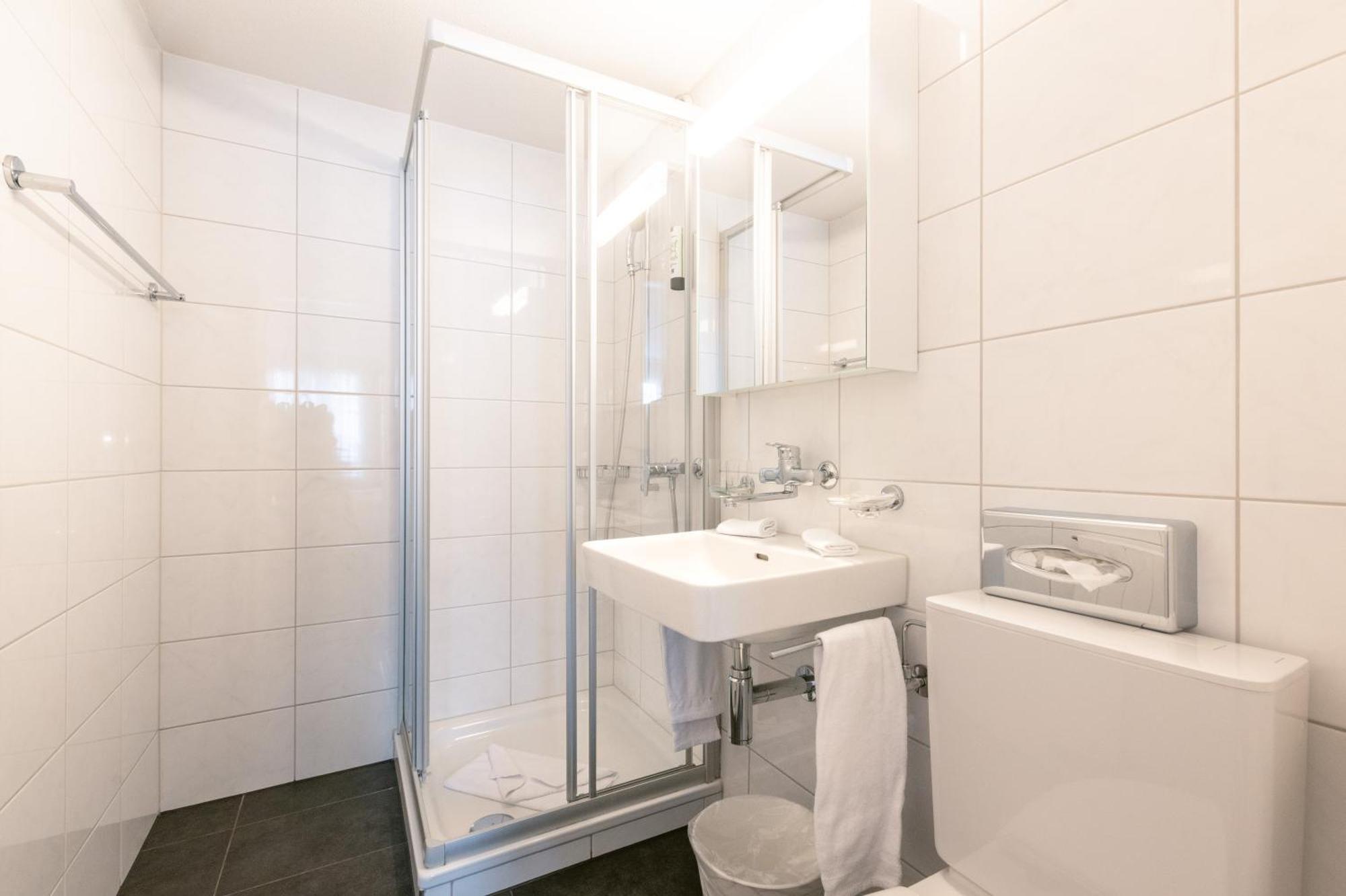 Kreuz Hotel 3*