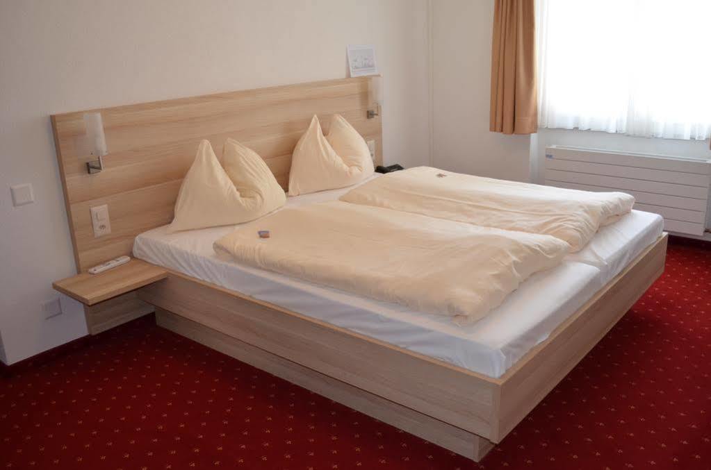 Hotel Kreuz 3*